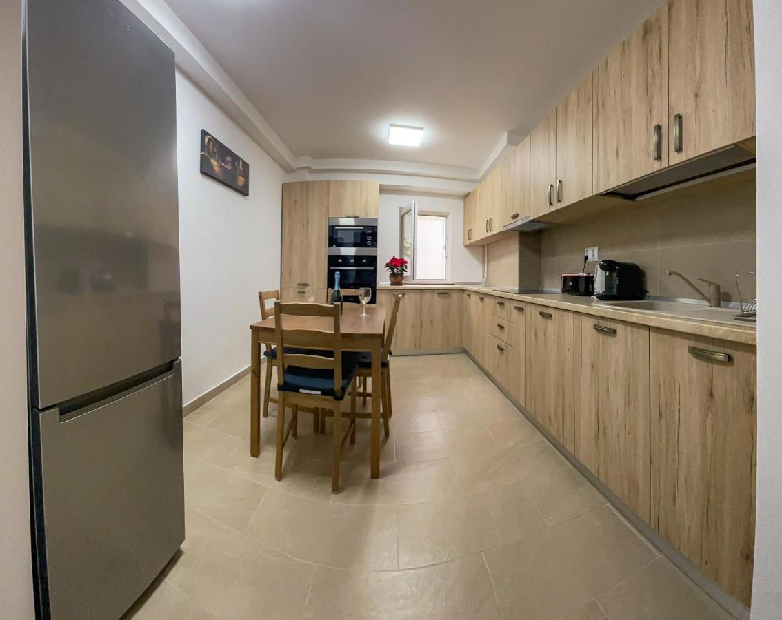 National Arena Mega Mall Elana Apartment บูคาเรสต์ ภายนอก รูปภาพ